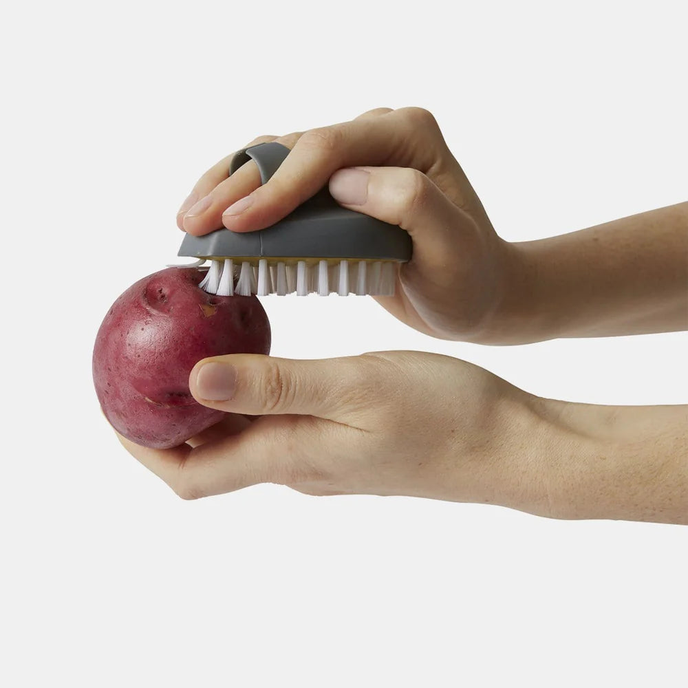 PalmBrush Vegetable Brush